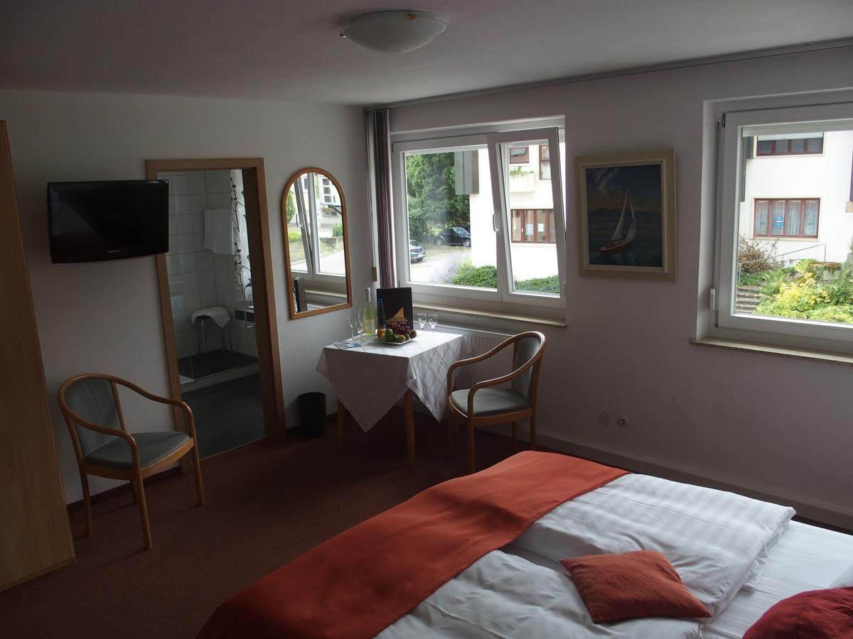 Hotel Pension Cafe Hasler Bodman-Ludwigshafen Exterior photo